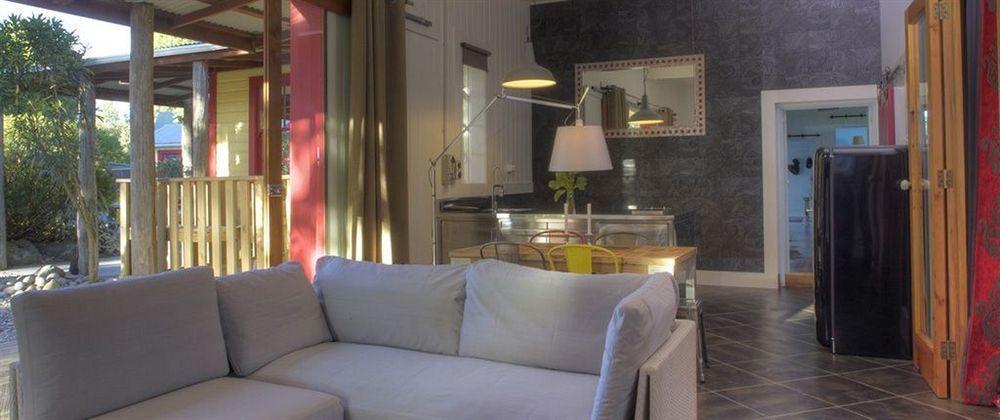 The Factory Luxury Accomodation Кайкура Екстериор снимка